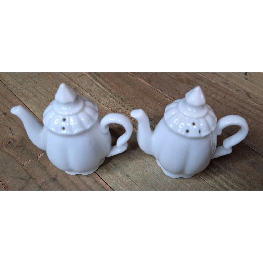 Vintage White Ceramic Teapot Salt and Pepper Shakers Set Miniature Novelty Tea